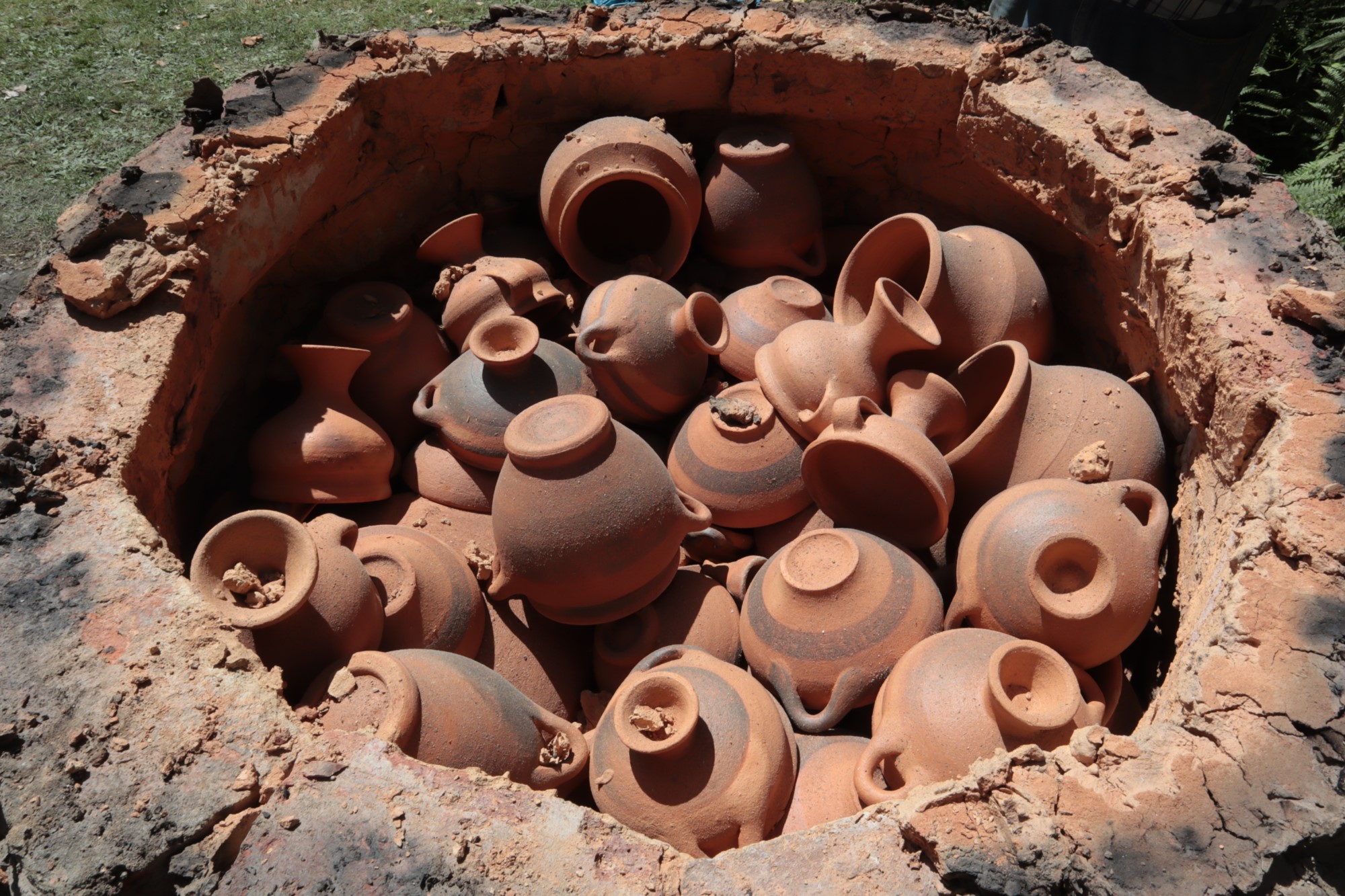 Experimenting with the Ancient Greek Pottery Production Process from